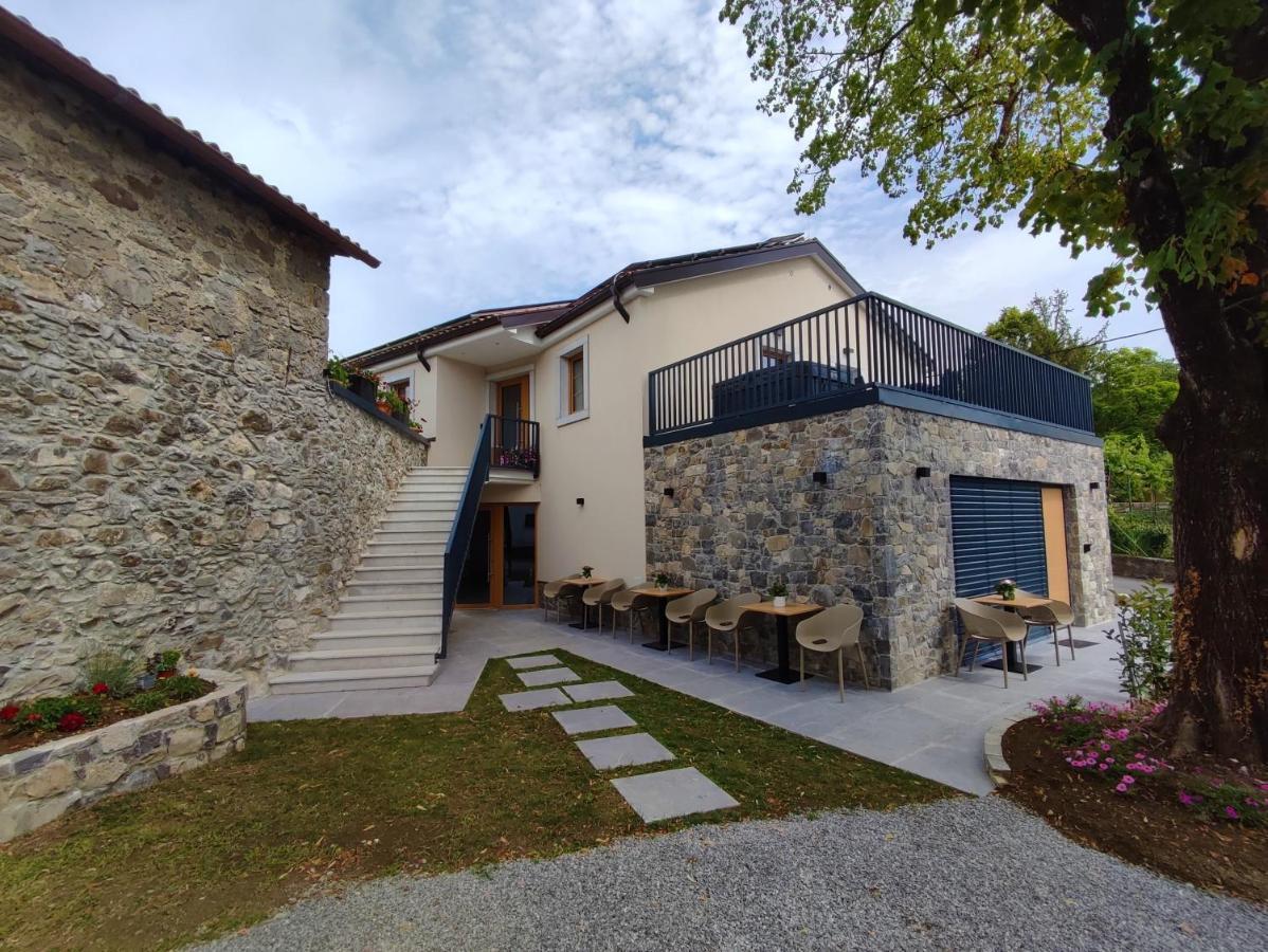 Boutique Rooms By Petric Winery Dobravlje Exterior foto